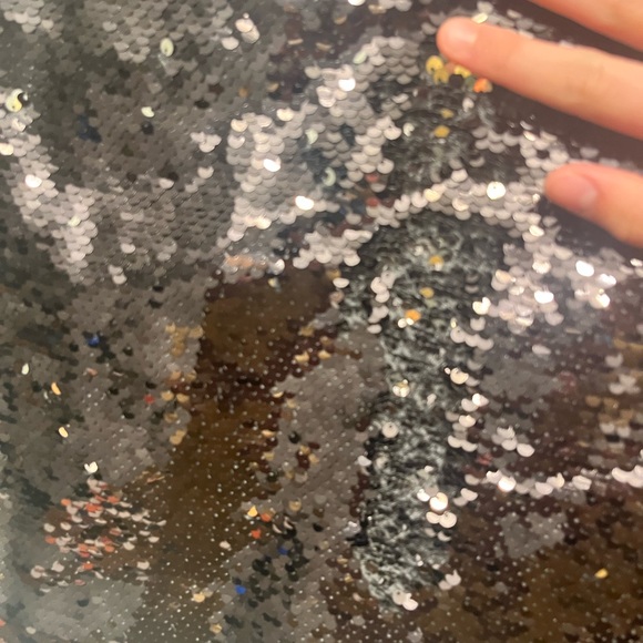 Walk Pop sequin skirt - Picture 2 of 7